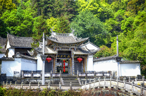 到云南旅游你知道有哪些美食值得我們嘗試嗎？